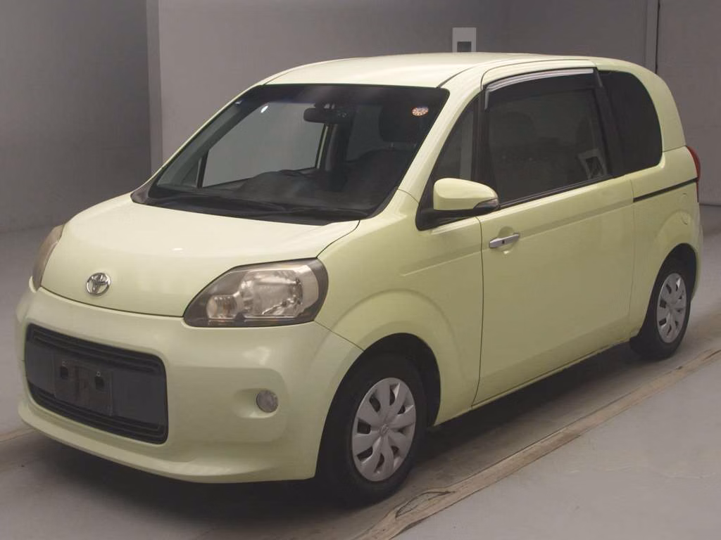 TOYOTA PORTE