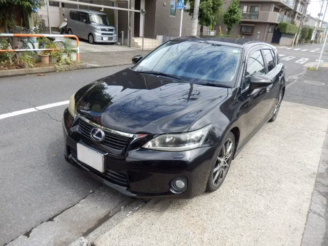 LEXUS CT200H