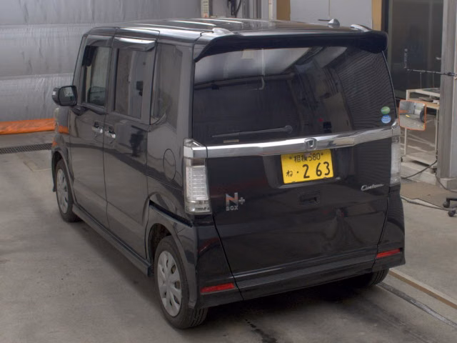 HONDA N-BOX+