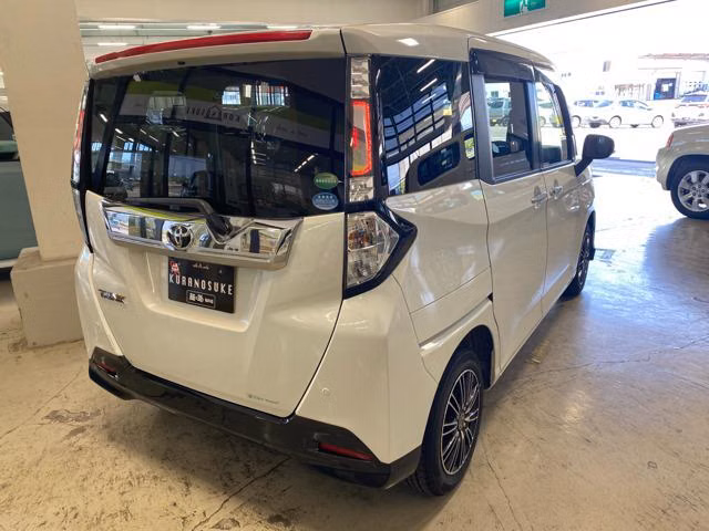 TOYOTA TANK