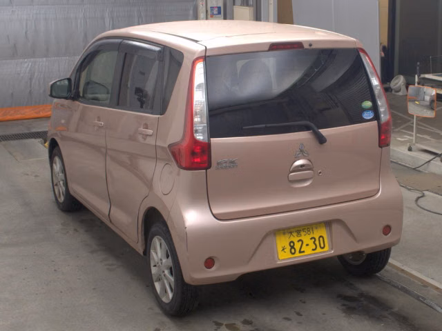 MITSUBISHI EK WAGON