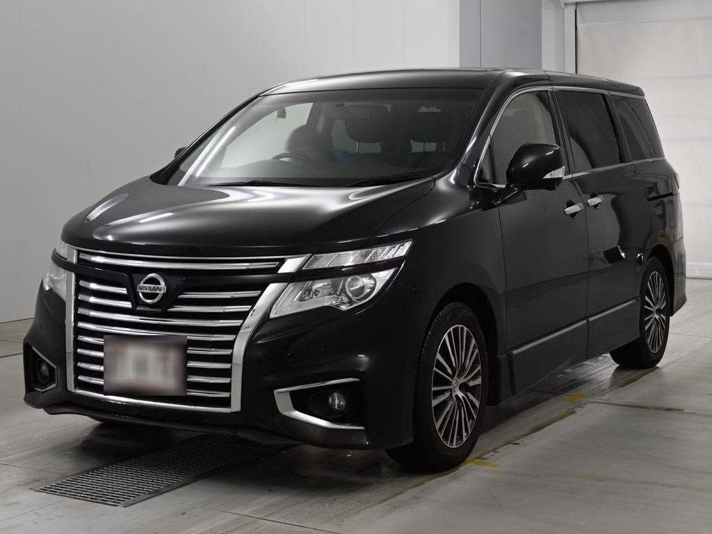 NISSAN ELGRAND