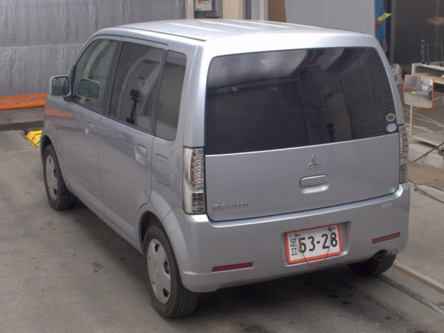 MITSUBISHI EK WAGON