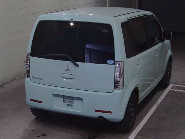 MITSUBISHI EK WAGON