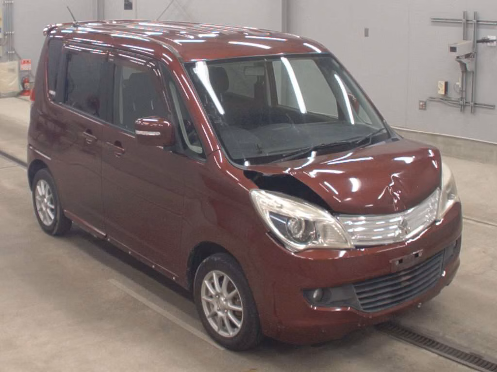 MITSUBISHI DELICA D:2