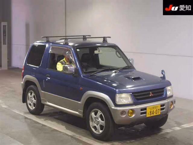 MITSUBISHI PAJERO MINI