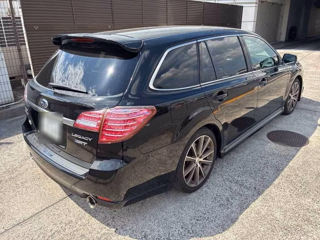 SUBARU LEGACY
