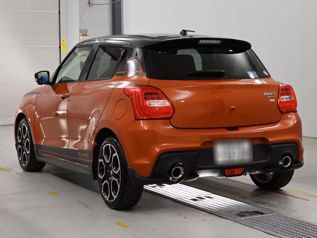 SUZUKI SWIFT