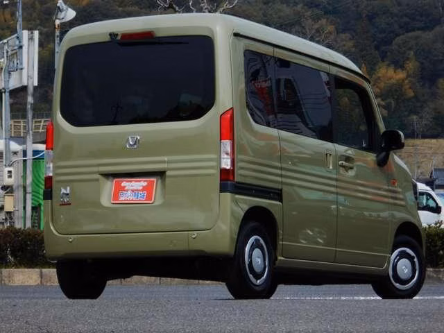 HONDA N-VAN