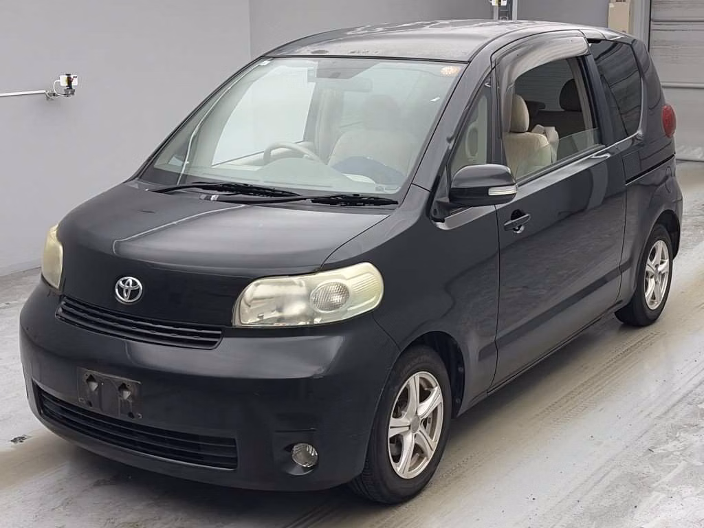 TOYOTA PORTE