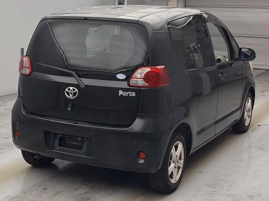 TOYOTA PORTE