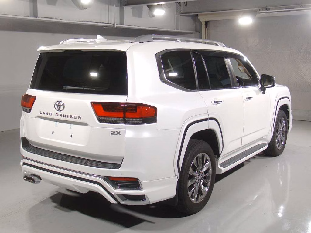 TOYOTA LAND CRUISER