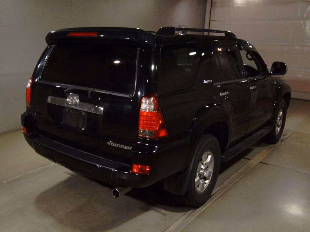 TOYOTA HILUX SURF
