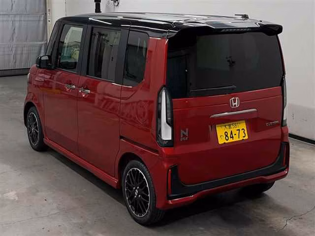 HONDA N-BOX