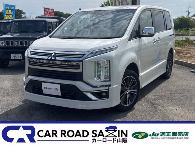 MITSUBISHI DELICA D:5