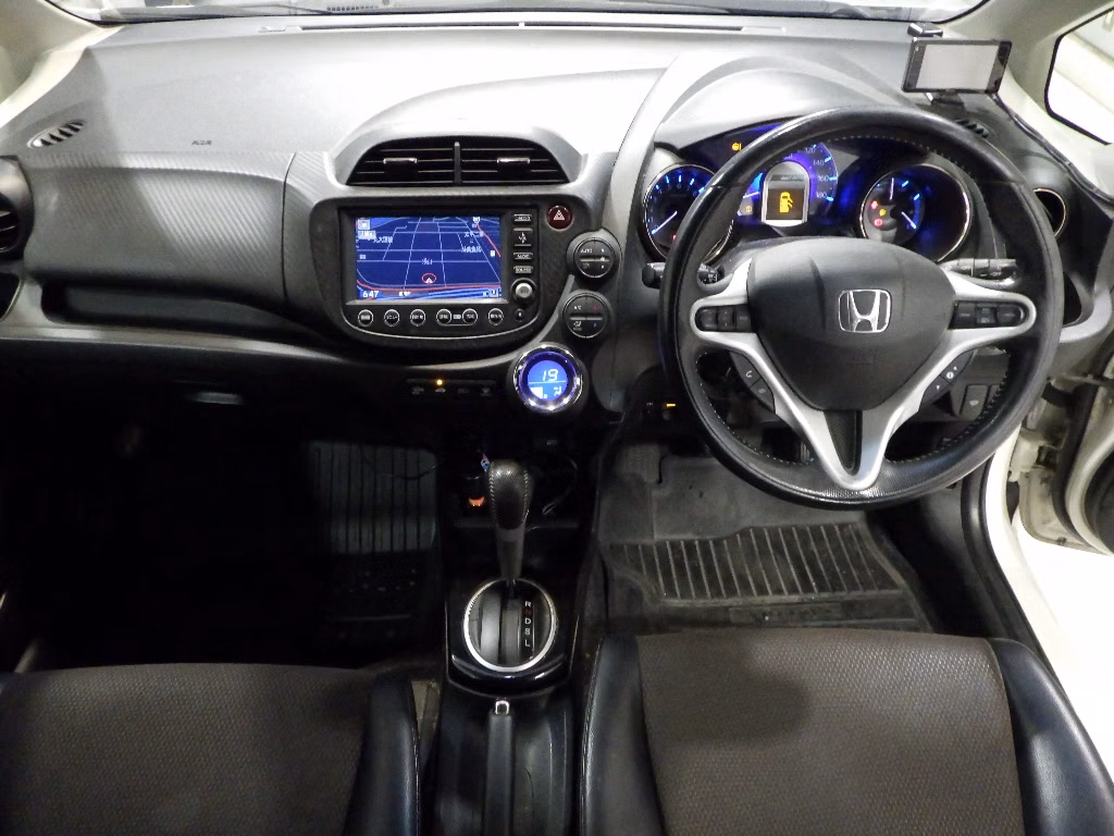 HONDA FIT SHUTTLE