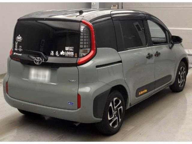 TOYOTA SIENTA