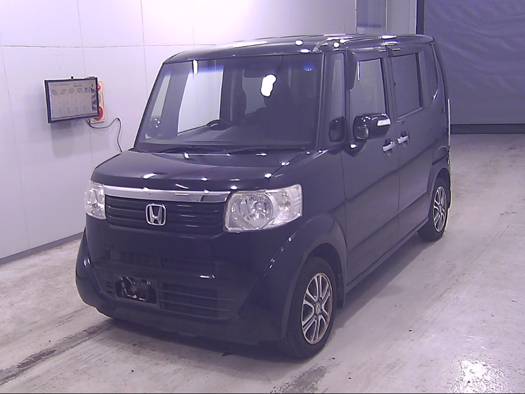HONDA N-BOX