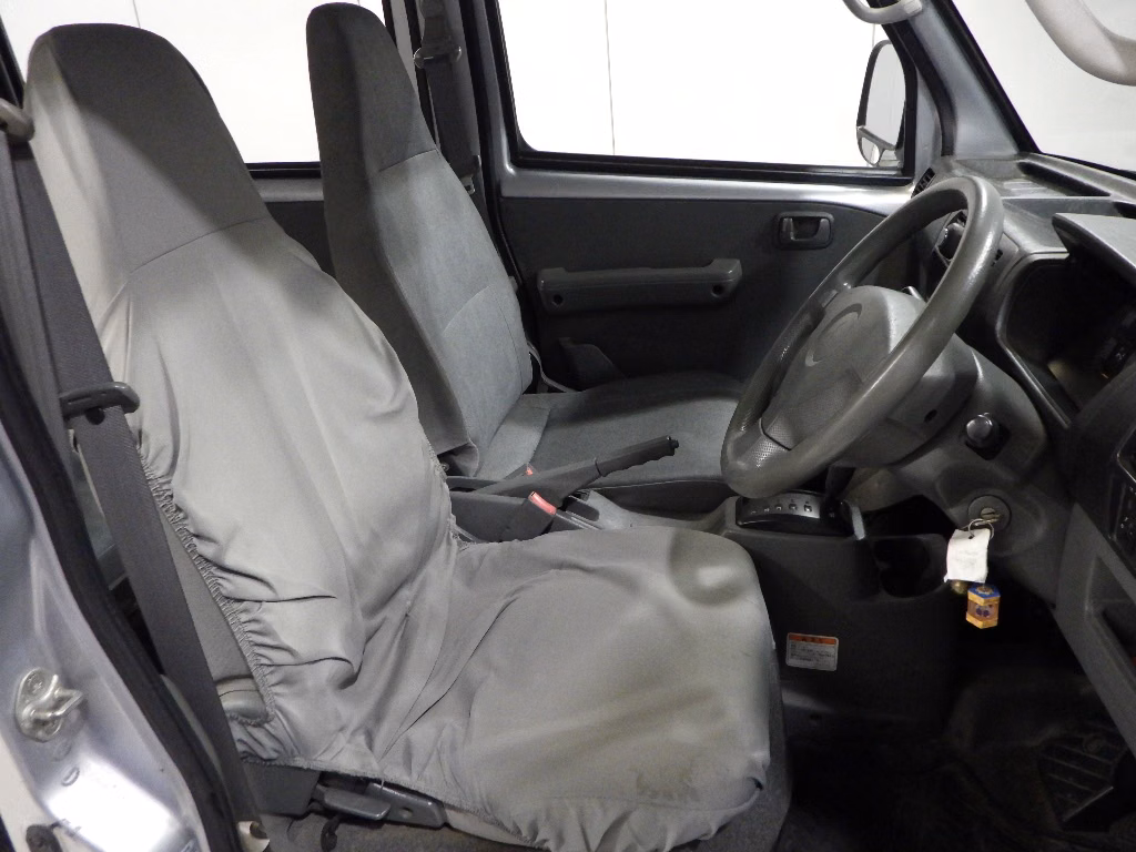 MITSUBISHI MINICAB