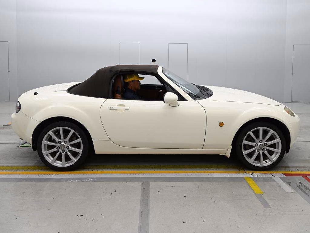MAZDA ROADSTER