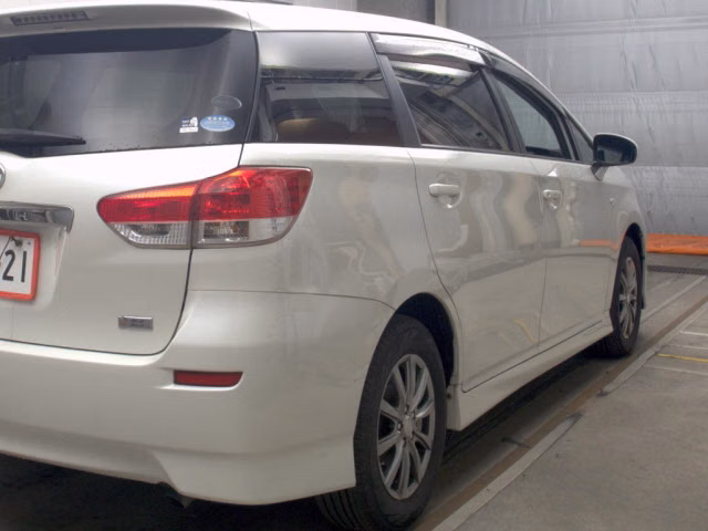TOYOTA WISH
