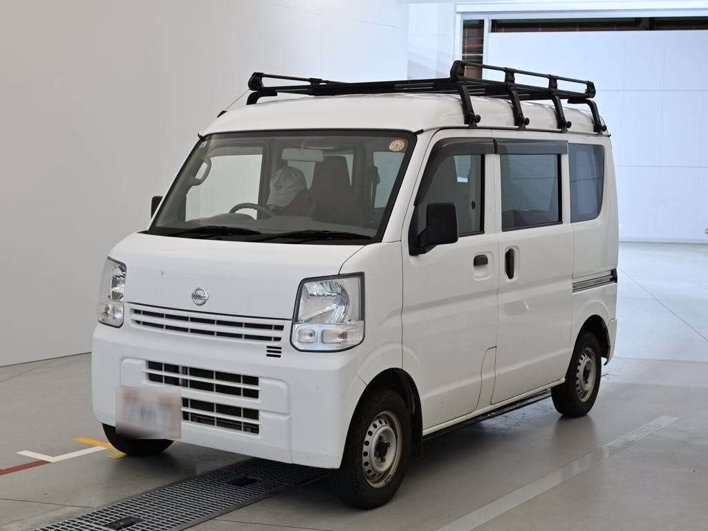 NISSAN NV100 CLIPPER