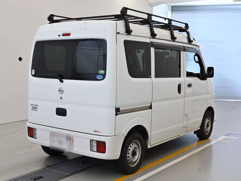 NISSAN NV100 CLIPPER