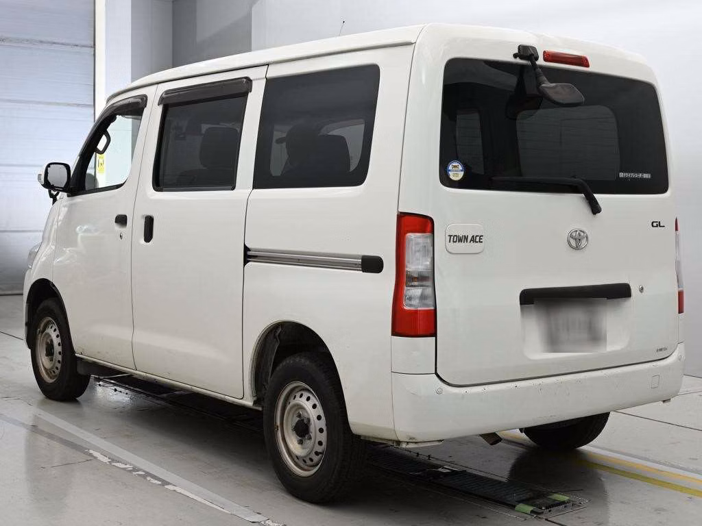TOYOTA TOWN ACE