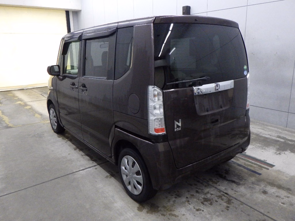 HONDA N-BOX