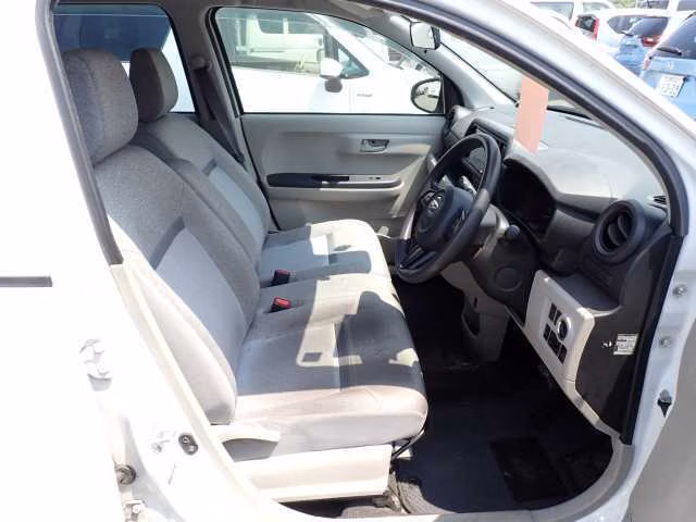DAIHATSU BOON
