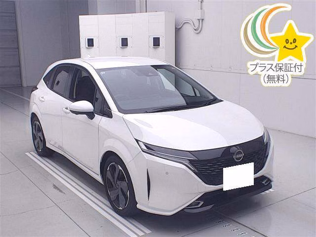Nissan Aura