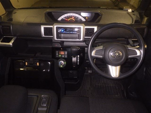 TOYOTA PIXIS MEGA