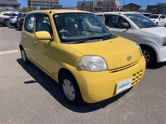 DAIHATSU ESSE