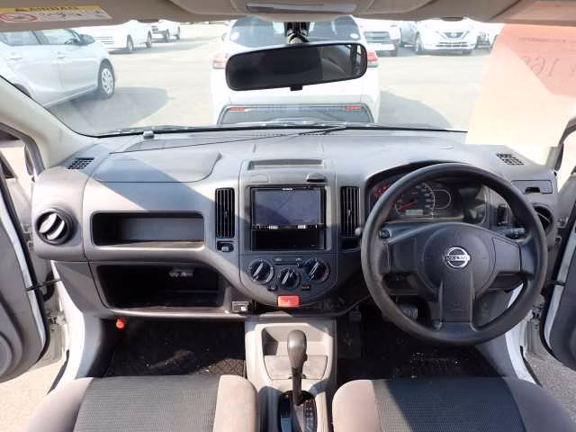 NISSAN AD