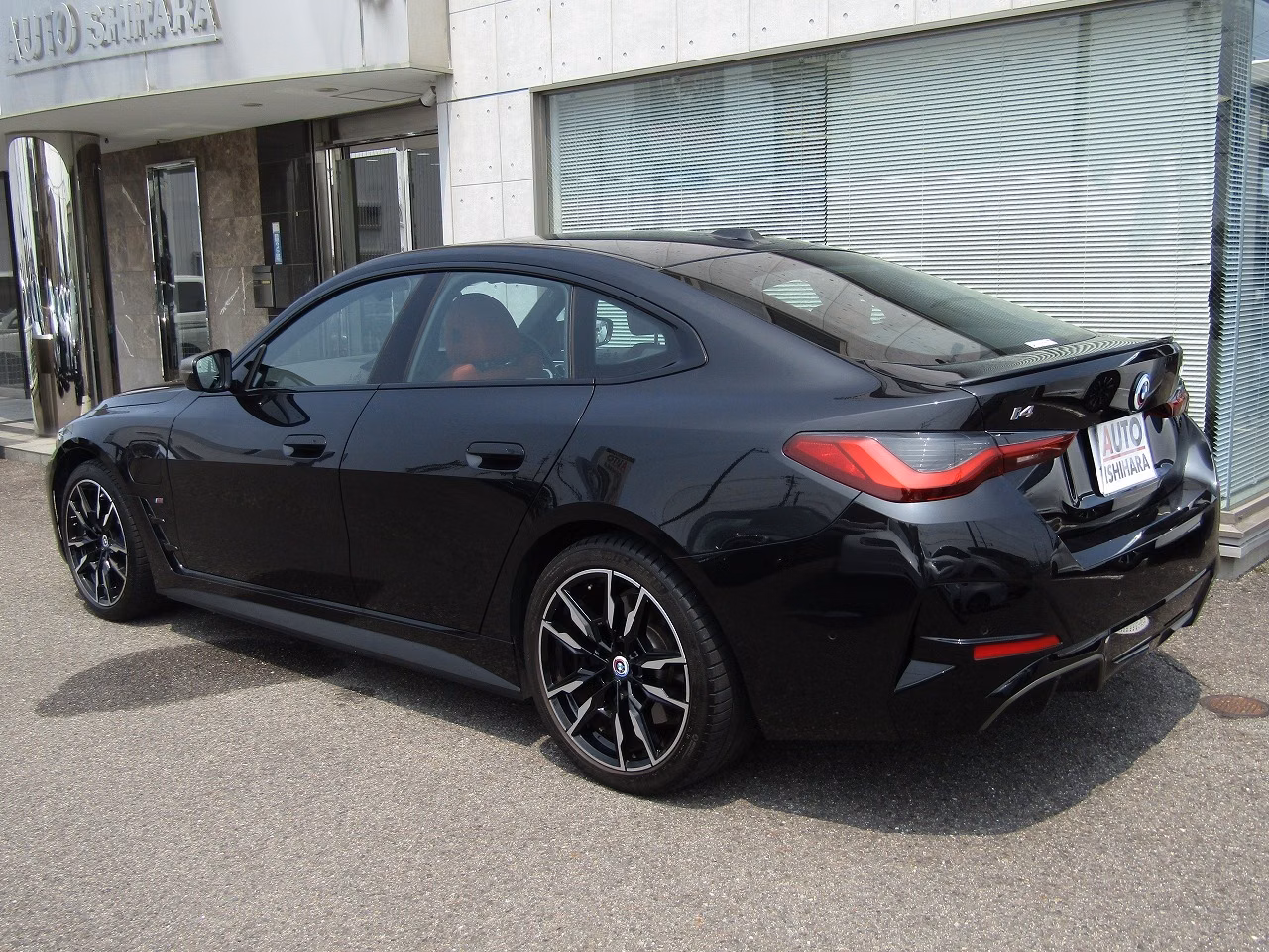 BMW I4