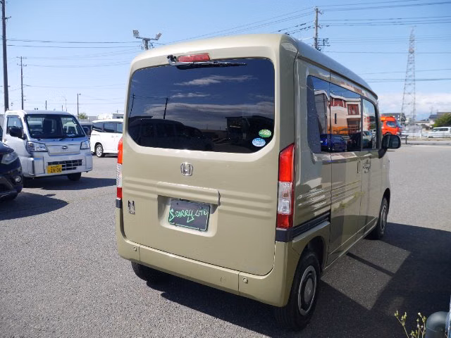 HONDA N-VAN