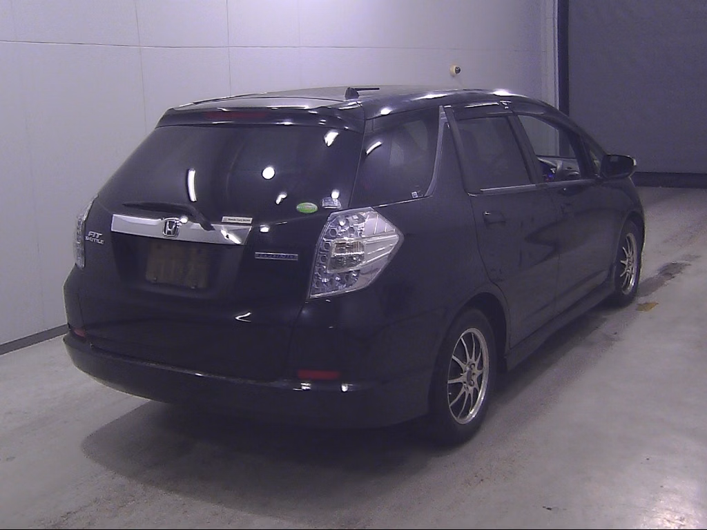 HONDA FIT SHUTTLE