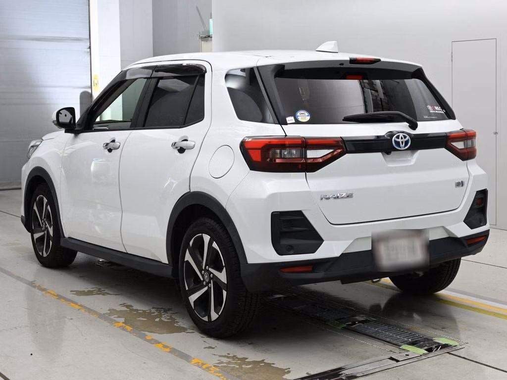 TOYOTA RAIZE