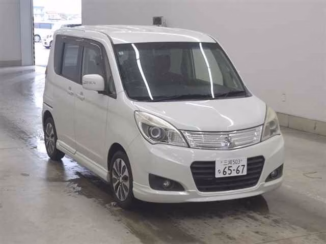 MITSUBISHI DELICA D:2
