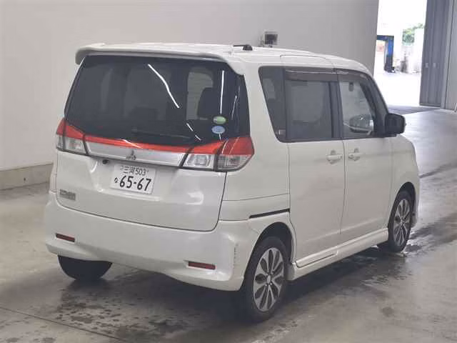 MITSUBISHI DELICA D:2