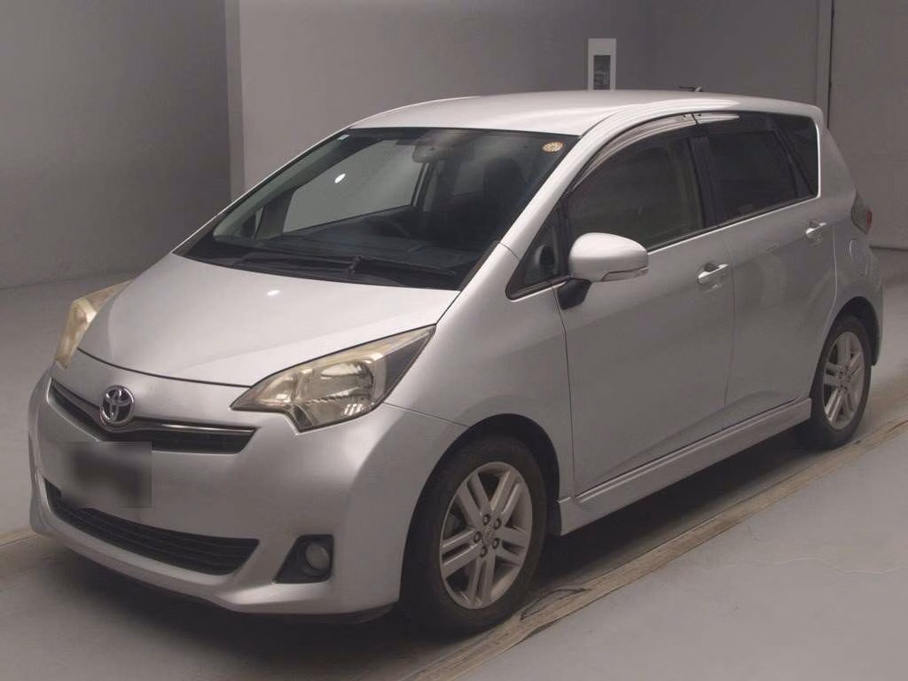 TOYOTA RACTIS