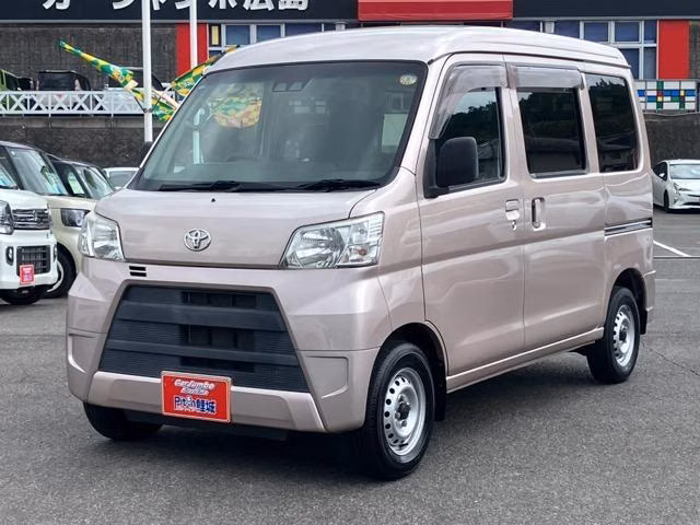TOYOTA PIXIS VAN
