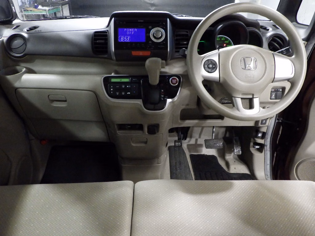 HONDA N-BOX