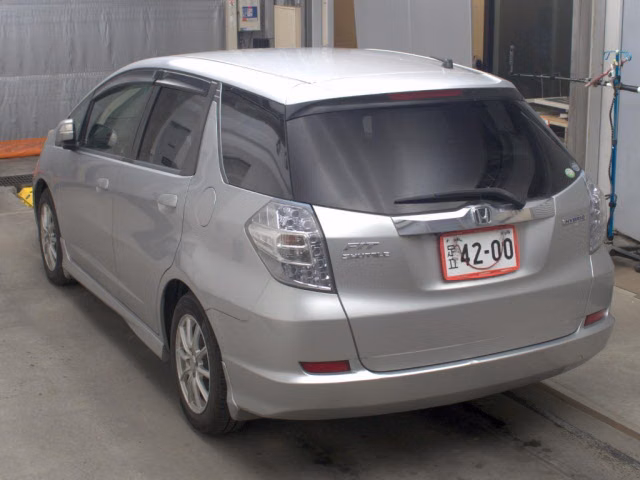 HONDA FIT SHUTTLE