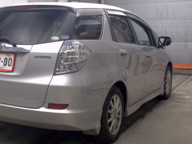 HONDA FIT SHUTTLE