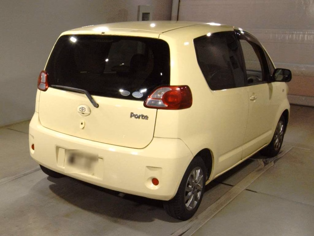 TOYOTA PORTE