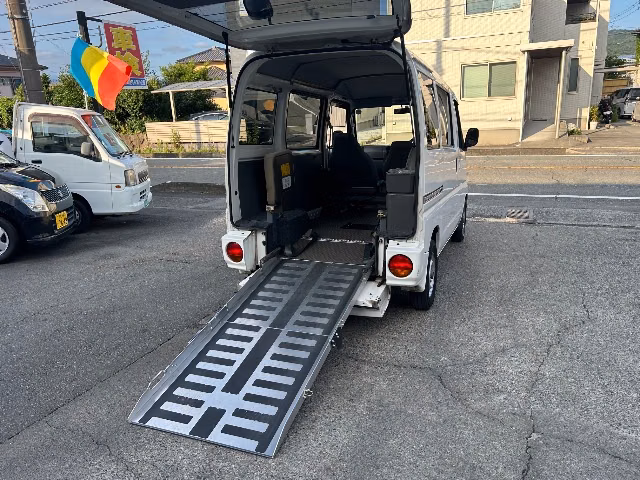 MITSUBISHI MINICAB