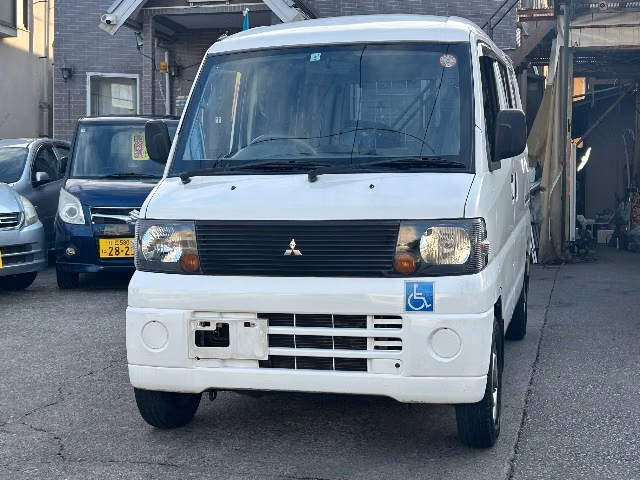 MITSUBISHI MINICAB