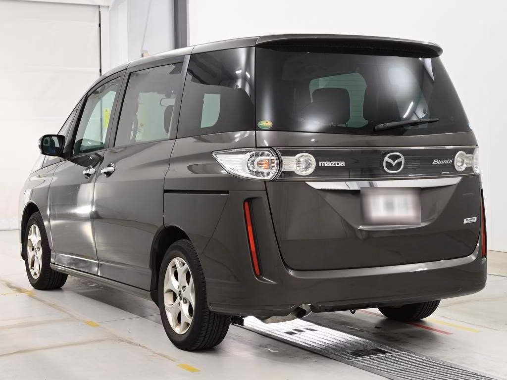 MAZDA BIANTE