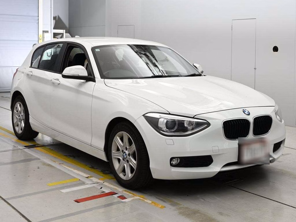 BMW 1-SERIES